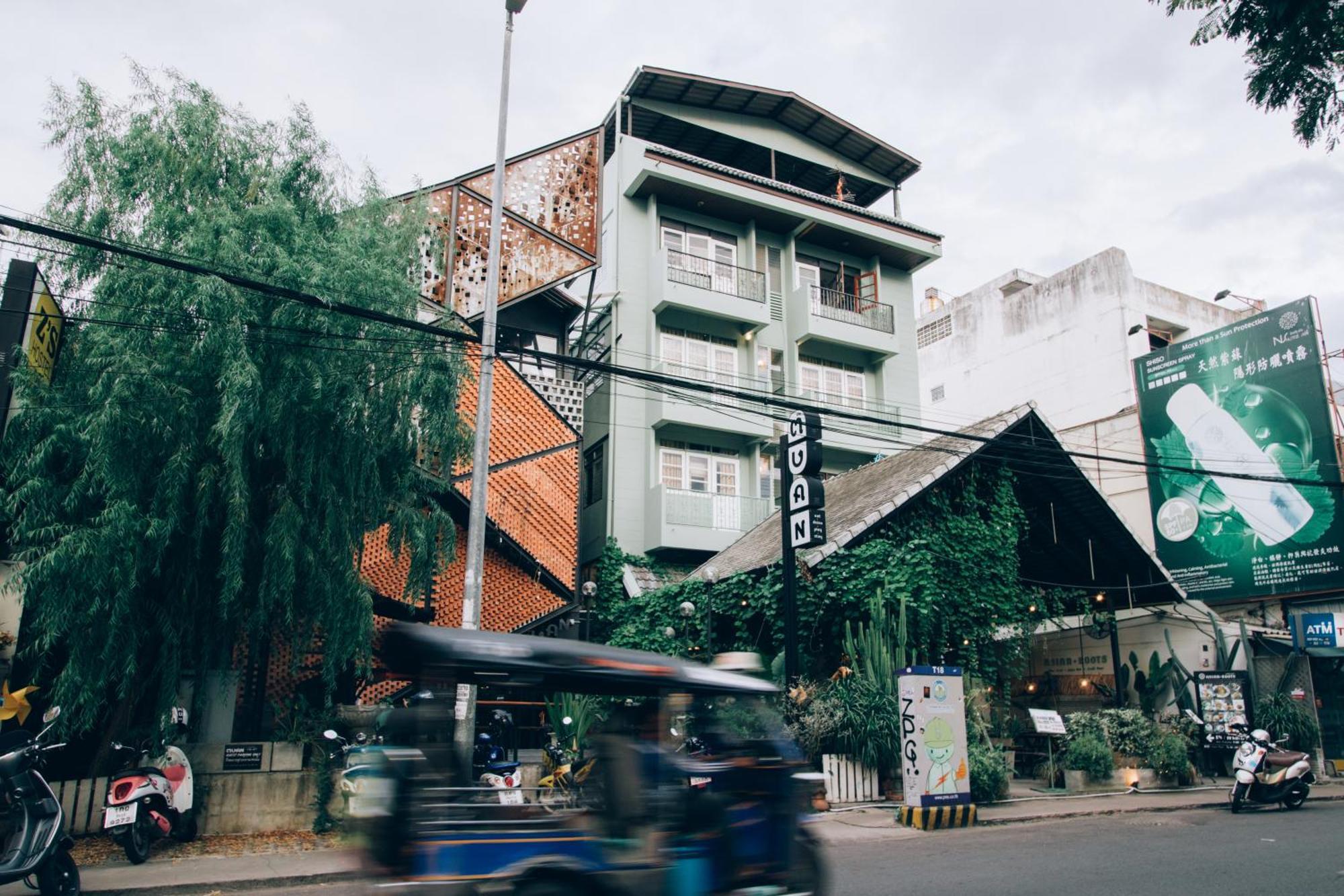 Muan Hotel Chiang Mai Exterior foto